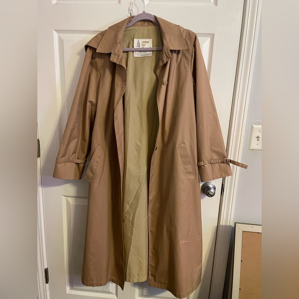 London Fog Classic Tan Trench Coat Maxi Belted Style 🧥